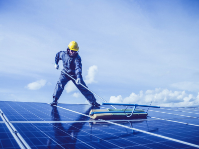 ¿Cómo cuidar las placas solares?